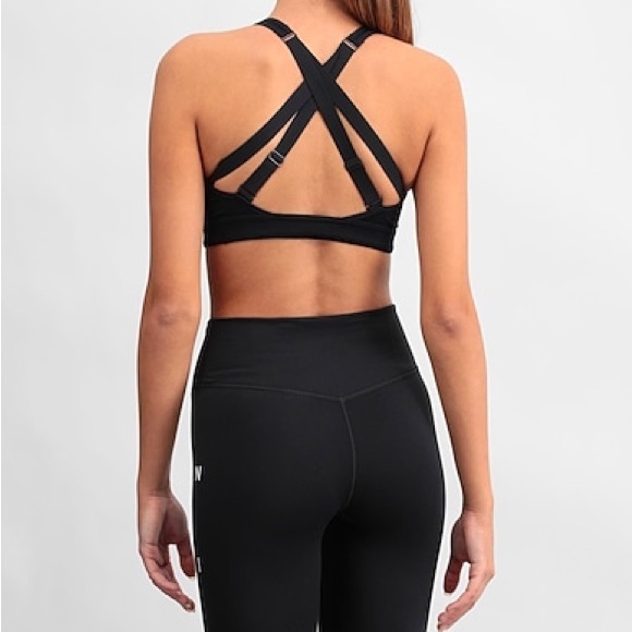 Nike Women's Strappy Black & White Sports Bra - Picture 3 of 8